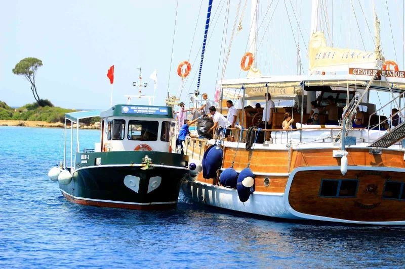 Denizlerden 3.5 milyon ton atık toplandı
