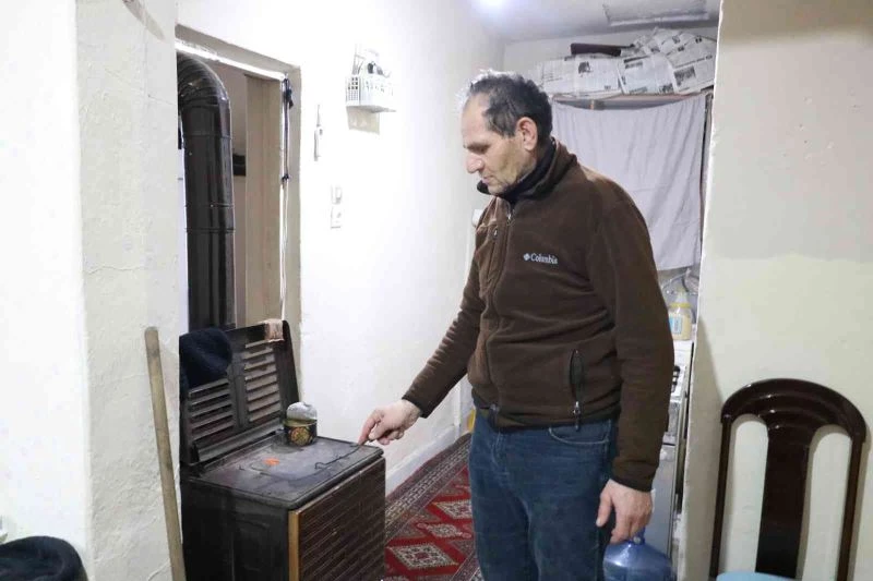 43 yıldır fotoğrafını bile görmediği gerçek babasını arıyor
