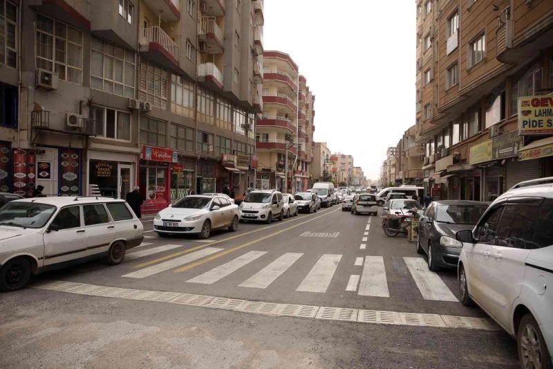 Ali Ertaş Caddesi tamamlandı, Elbeyli Caddesinde çalışmalar başlatıldı
