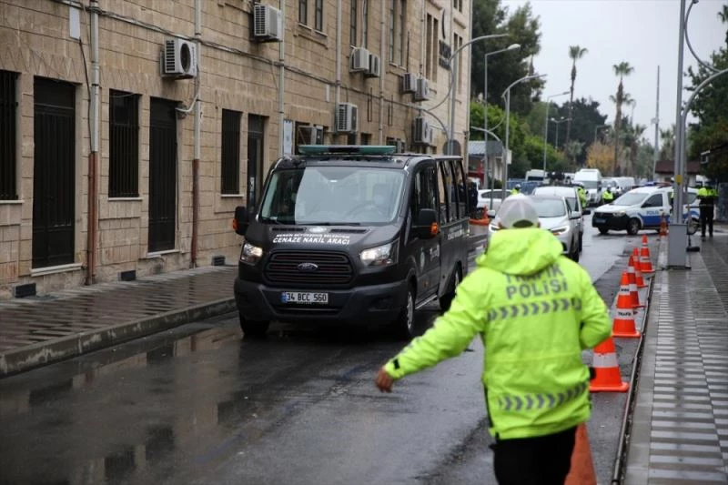 Ressam, şair ve yazar Lina Nasif, Mersin