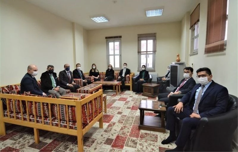 Sandıklı protokolünden hakim ve savcılara ziyaret
