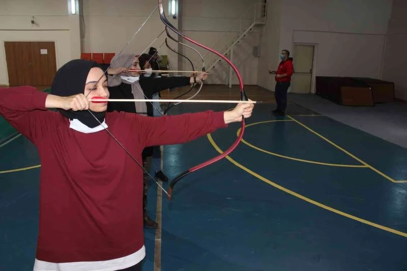 Geleneksel Türk Okçuluğuna gençlerden yoğun ilgi
