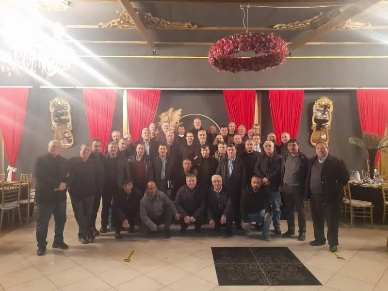 Başkan Kepez, Tarpak köyünün mahalle olarak belediyeye bağlanması konusunda köy halkının görüşlerini aldı
