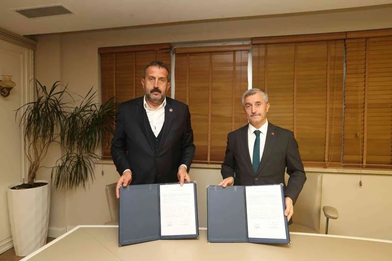 İslahiye’ye asfalt serim makinesi desteği
