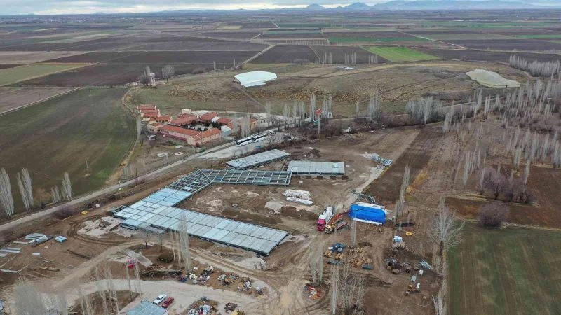 Çatalhöyük Tanıtım ve Karşılama Merkezi hızla yükseliyor
