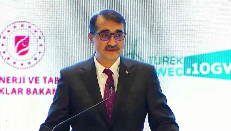 Bakan Dönmez: “Rüzgar ekip enerji biçeceğiz”
