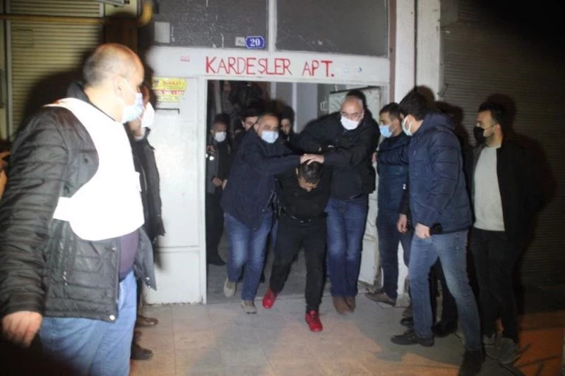 Boşandığı eşini kılık değiştirerek öldüren sanığa ağırlaştırılmış müebbet
