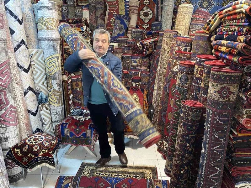 Yeni neslin el dokumaya olan ilgisi azaldı
