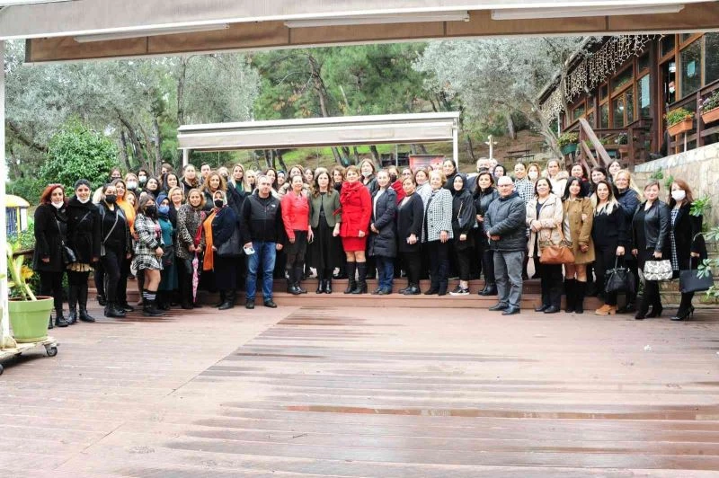 Başkan Çalkaya, okul aile birlikleri ile eğitimi konuştu
