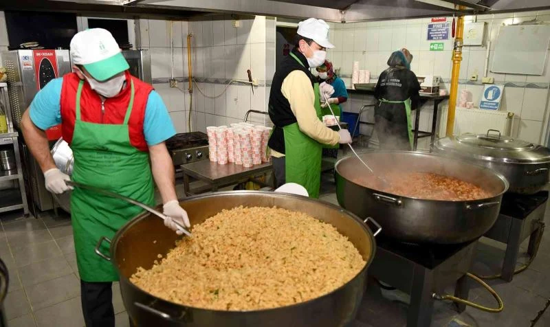 Tepebaşı’nda bereket paylaştıkça çoğalıyor
