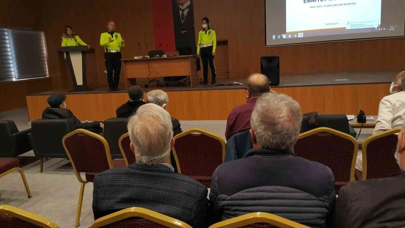 Afyonkarahisar’da ’2021 Yılı Fahri Trafik Müfettişleri 2. Değerlendirme Toplantısı’
