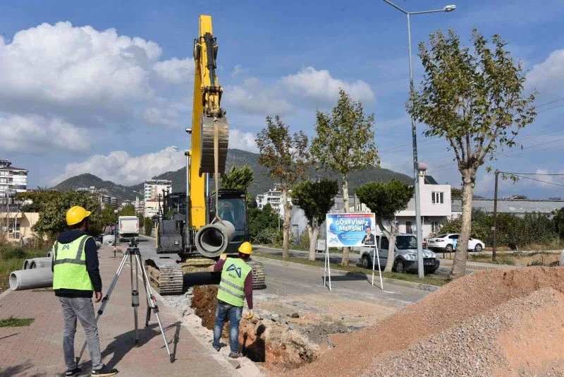 Anamur’da kanalizasyon ve yağmursuyu hattı çalışması
