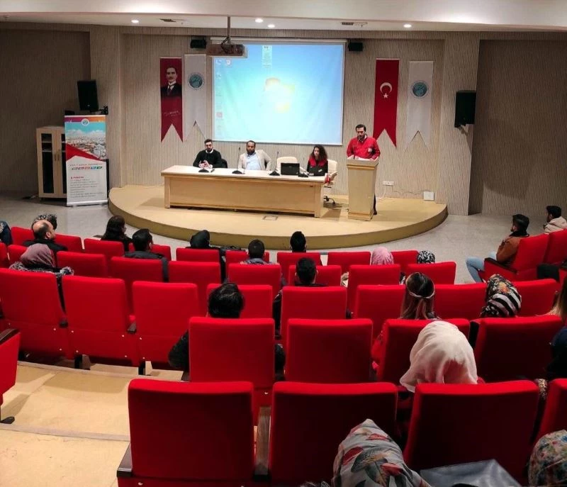 Sığınmacıların temel hak ve yükümlülükleri anlatıldı
