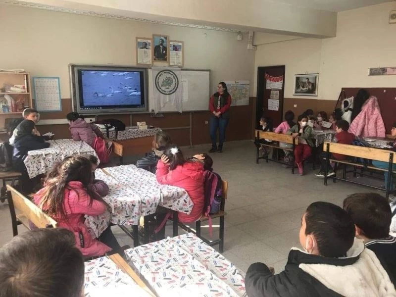 Çocuklar verilen eğitimler ile doğa korumayı öğreniyor
