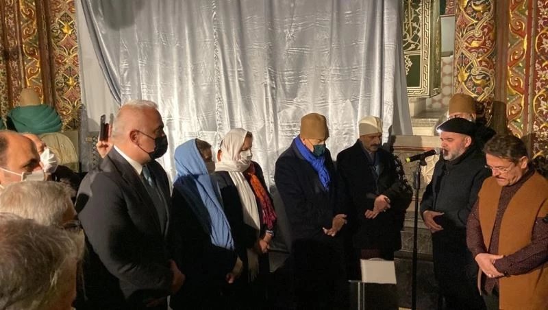 Hz. Mevlana’nın sanduka ve puşidesi 1895 yılından sonra ilk defa yenilendi
