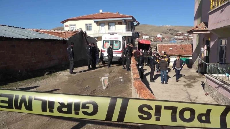 Kendisini öldürmek isterken evlat katili oldu: Gerçeği tutuklanınca öğrendi
