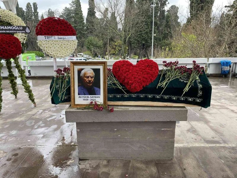 Eski İstanbul Barosu Başkanı Yücel Sayman son yolculuğuna uğurlandı
