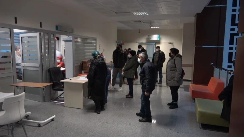 Kırklareli’nde hatırlatma dozu yoğunluğu
