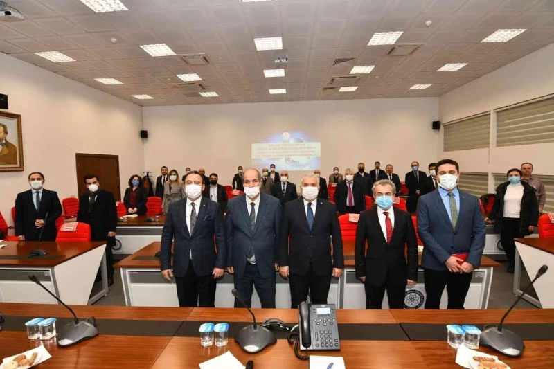 Validen ciddi üretim vurgusu
