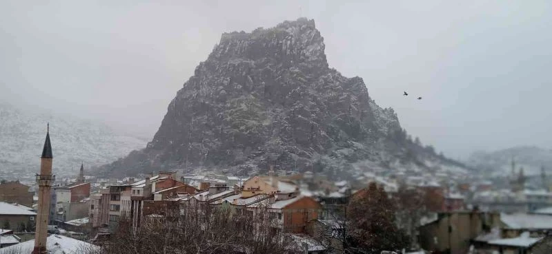 Afyonkarahisar’da kar yağışının 3 gün sürmesi bekleniyor
