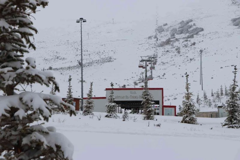 Yıldızdağı’nda kar kalındığı 30 santimetreye ulaştı
