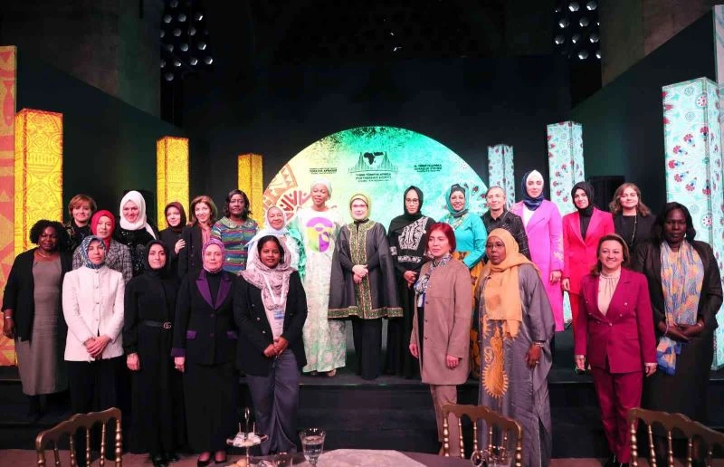 Emine Erdoğan, Afrikalı 