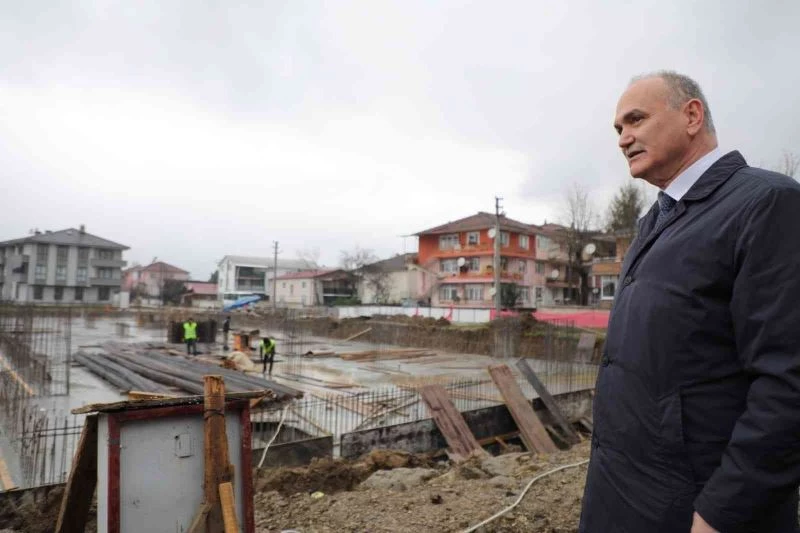 Başkan Özlü, hafta sonunu projelere ayırdı
