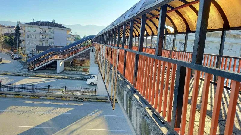 Engelli ve yaşlıların kullandığı asansörlerin elektronik aksamlarını çaldılar
