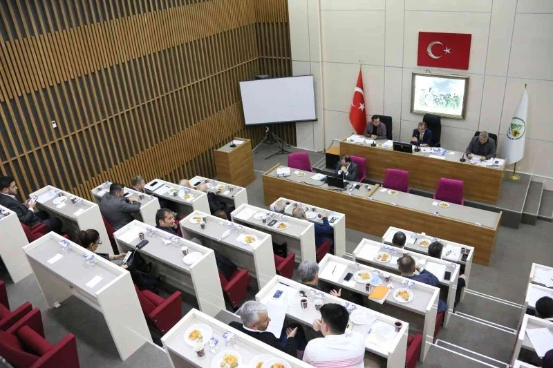 CHP’li başkandan Öztrak’a faiz tepkisi, Cumhurbaşkanına destek
