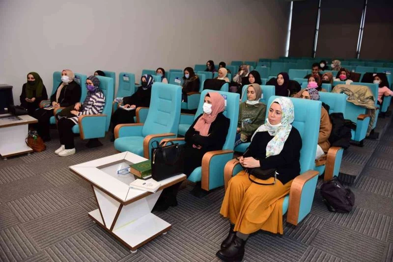 Yıldırım’da yazarlık okulu devam ediyor
