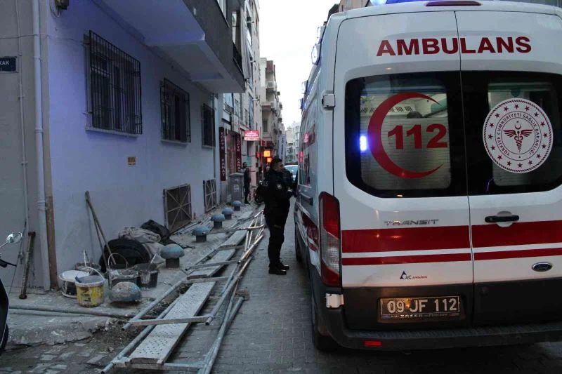 Aydın’da inşaat iskelesi çöktü: 2 yaralı
