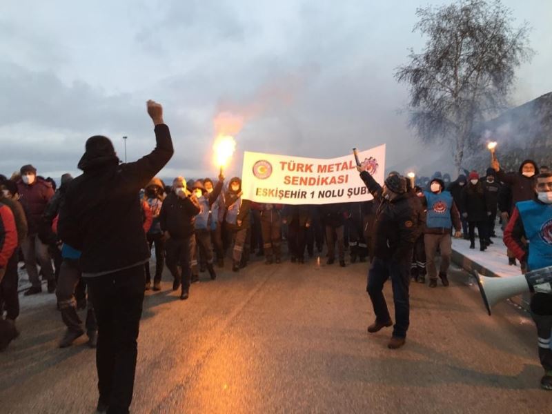 Eskişehir’de Arçelik Fabrikası işçileri MESS’in teklifine karşı eylem yaptı
