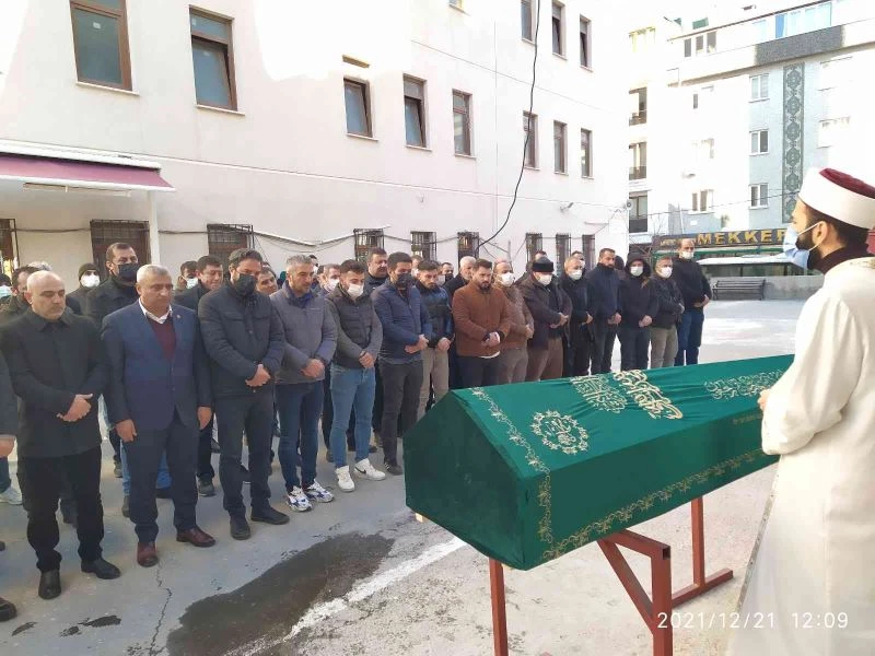 Avcılar’da sahte alkol içen adam hayatını kaybetti
