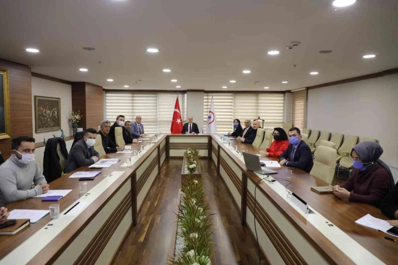 Başkan Özlü’den çevre ve çöp konusuna hassasiyet çağrısı
