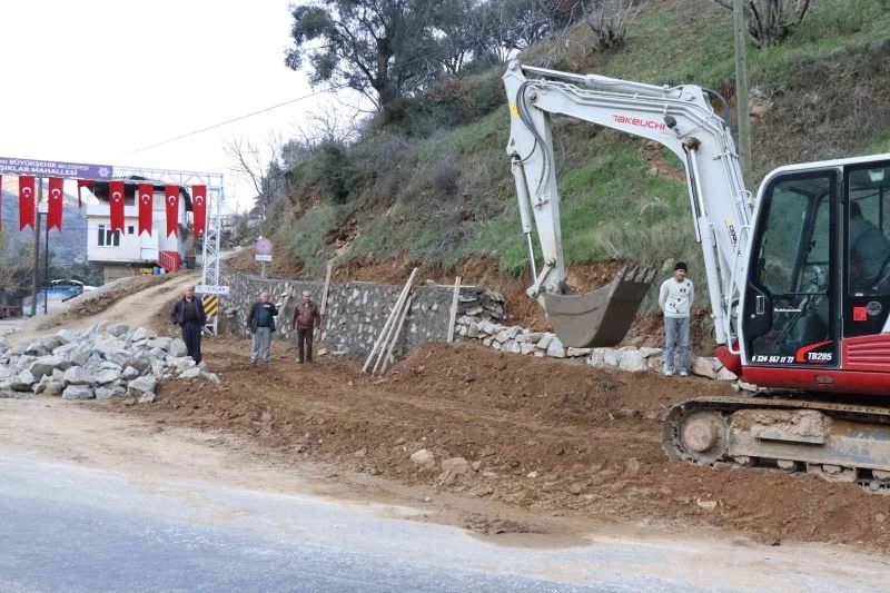Nazilli Belediyesi’nin Işıklar Mahallesi’ndeki çalışmaları sürüyor
