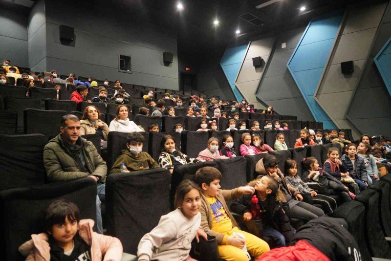 Diyarbakır’da 1 yılda 8 bin 640 öğrenci sinema keyfi yaşadı
