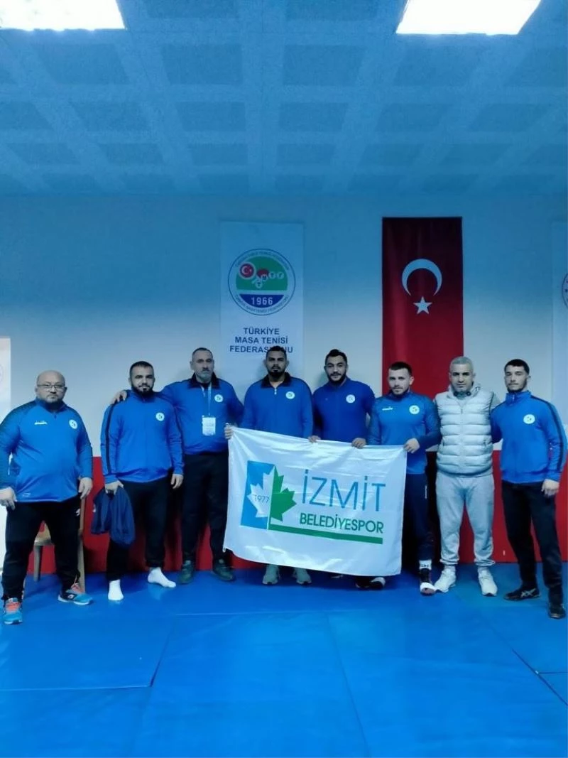 İzmitli güreşçiler Kahramanmaraş’ta mindere çıktı
