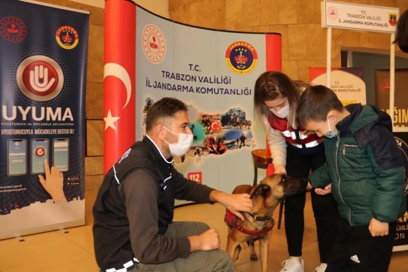 Uyuşturucu ile mücadelede  farkındalığın artırılmasına yönelik proje çalışması
