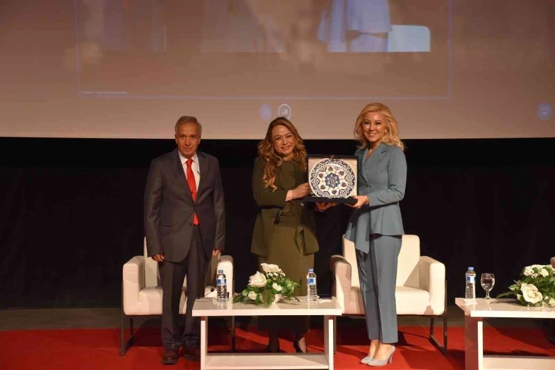 Rektör Karabulut: “Gelişimin en temel kaynağı eğitimidir”
