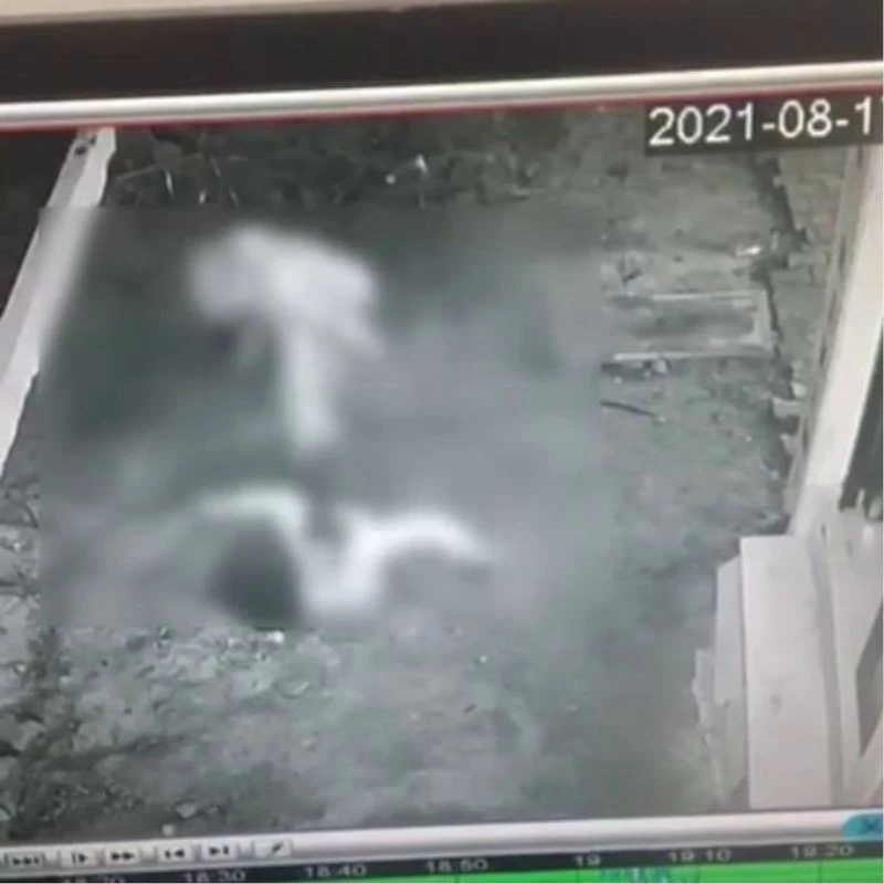 Bastığı rögar kapağı sonu oluyordu, facianın eşiğinden döndü
