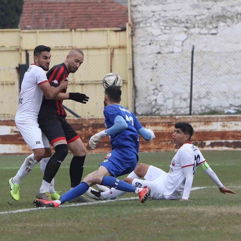 TFF 2. Lig: Turgutluspor: 0 -Kahramanmaraşspor: 0
