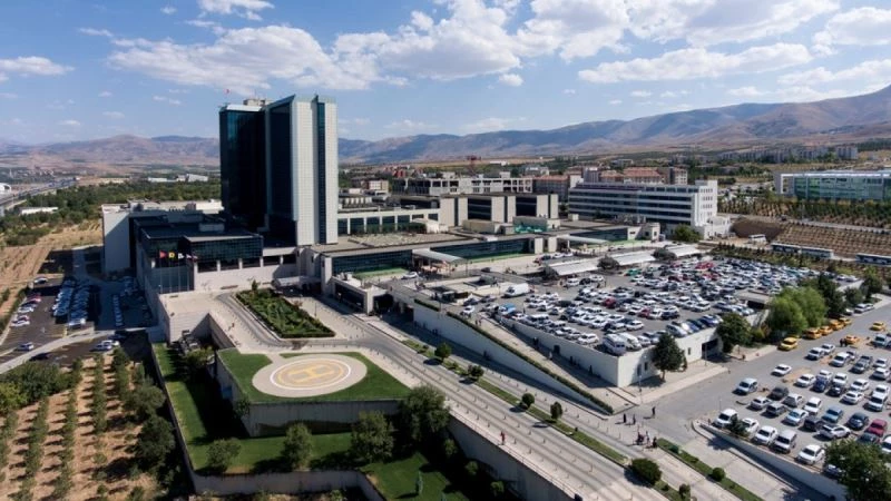 İnönü Üniversitesi Tıp Lisans Programı Diplomasına Avrupa Vizesi
