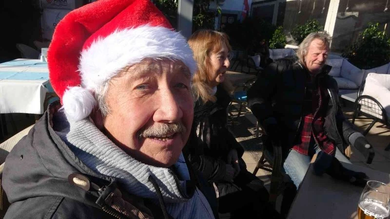 Marmaris’te yaşayan İngilizler yeni yılı kutladılar
