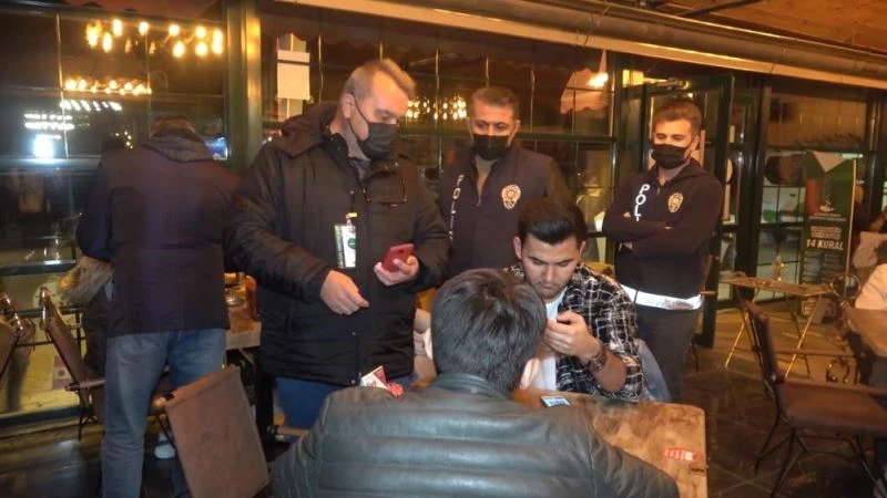 Polis ekipleri 526 farklı iş yeri ve apartta denetim gerçekleştirdi
