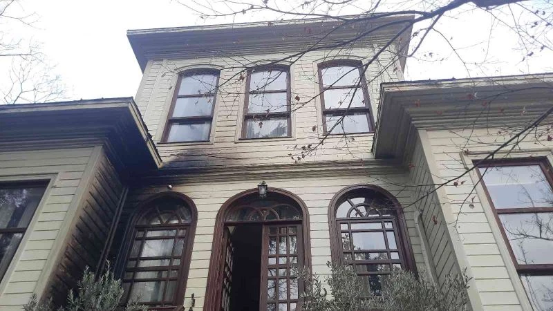 Bebek’teki tarihi İbrahim Paşa Köşkü’nde yangın: Korktuk, çığlık kıyamet vardı
