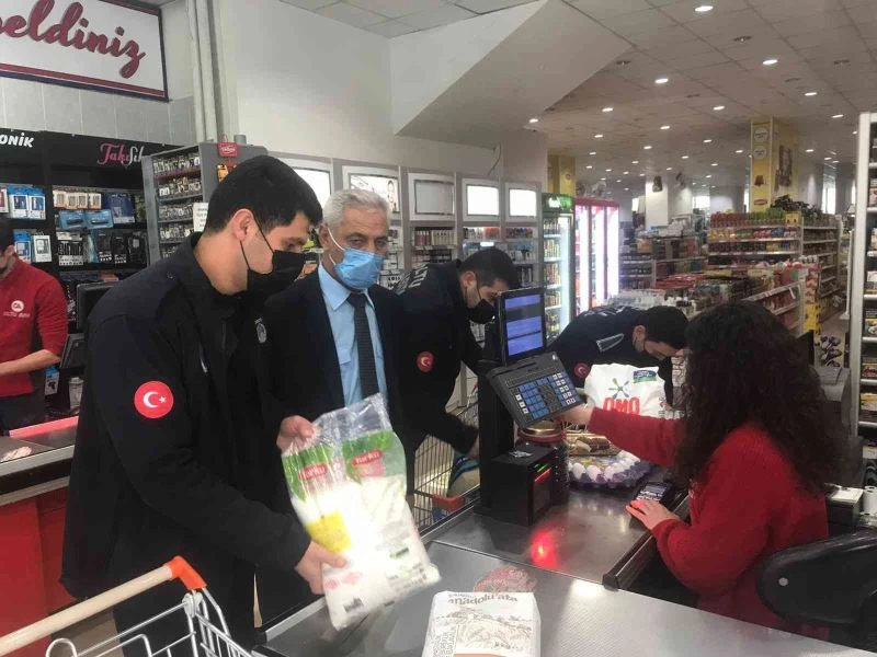 Oltu’da Zabıta ekipleri fiyat denetimini sürdürüyor
