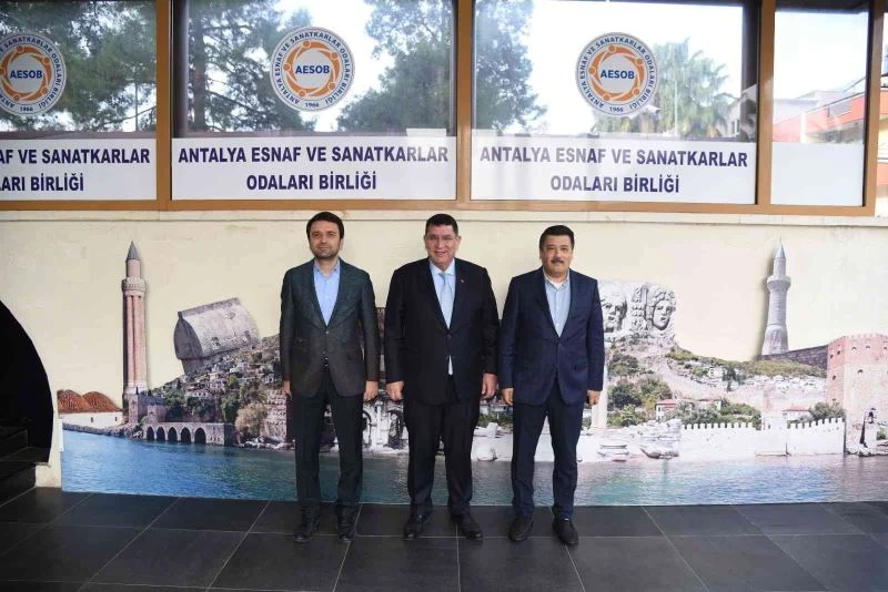AESOB Başkanı Dere: “Esnafın yararına alınan her kararda Antalya öncülük etti”
