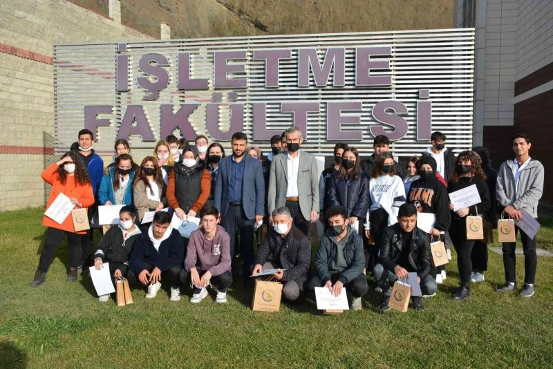 Şehirle bütünleşen üniversite
