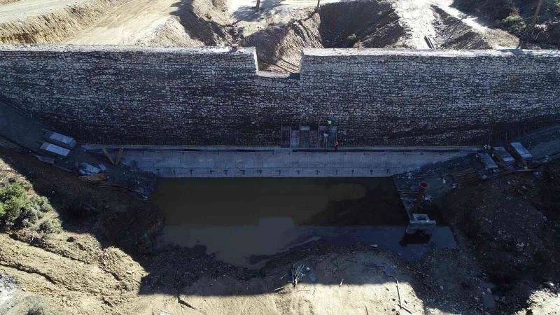 Koçarlı Mersinbelen Göleti’nde çalışmalar sürüyor
