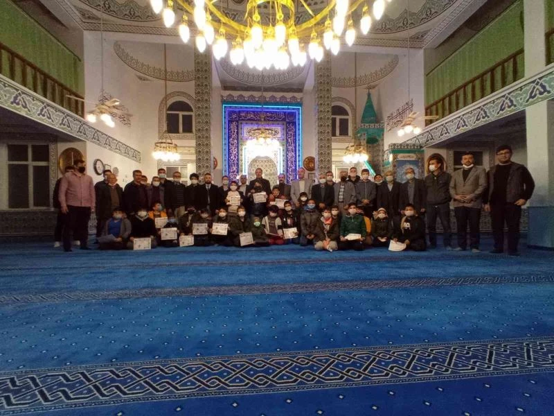 ’Camiyi seviyorum, namazda buluşuyorum’ projesi
